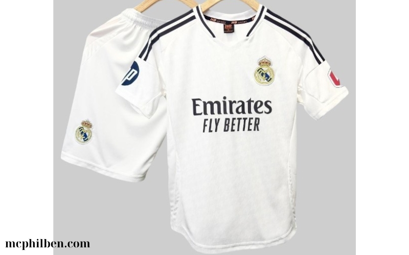 Áo in logo Real Madrid (3)